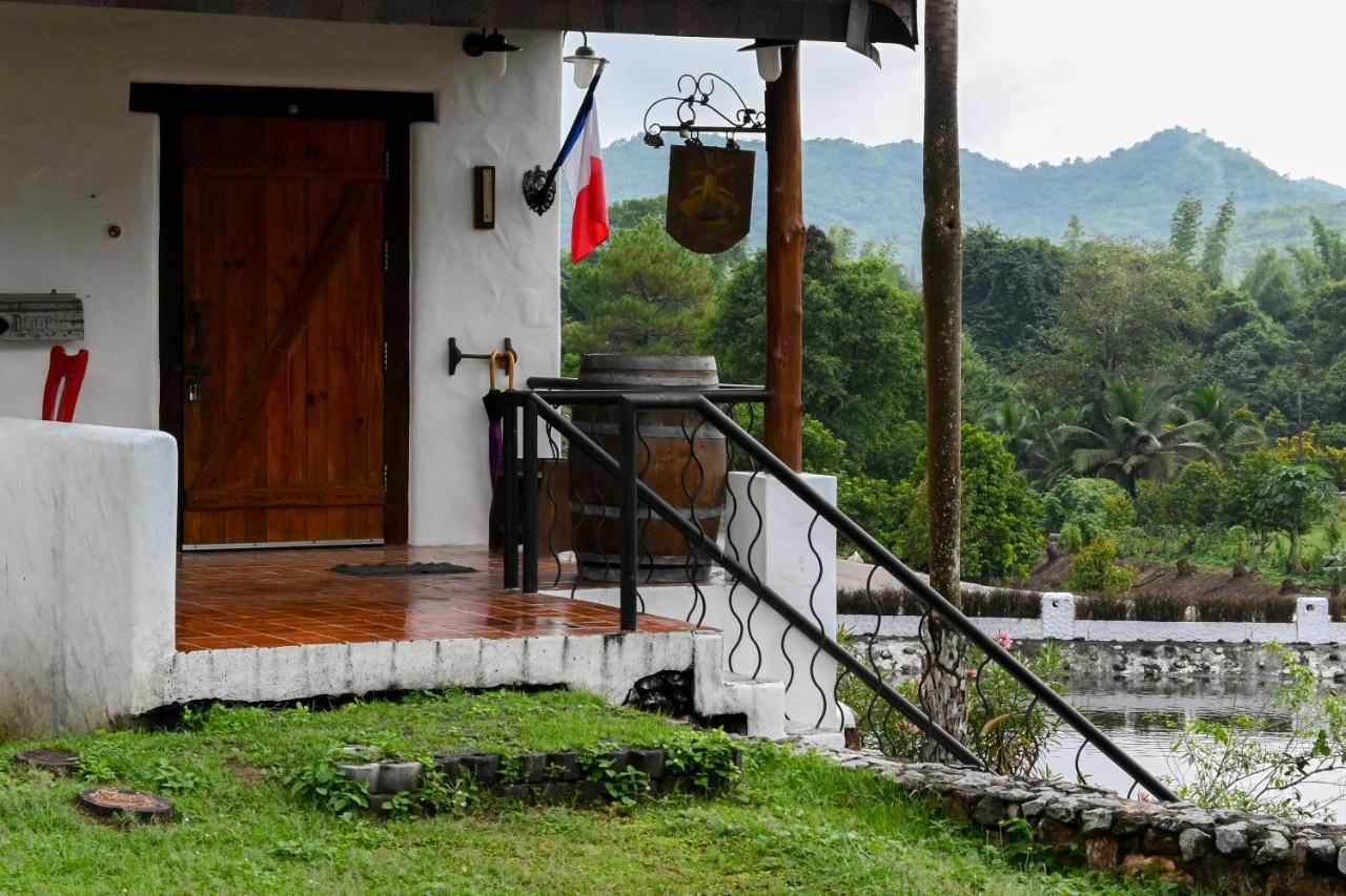 Swiss Valley Hip Resort Suan Phueng Exterior foto